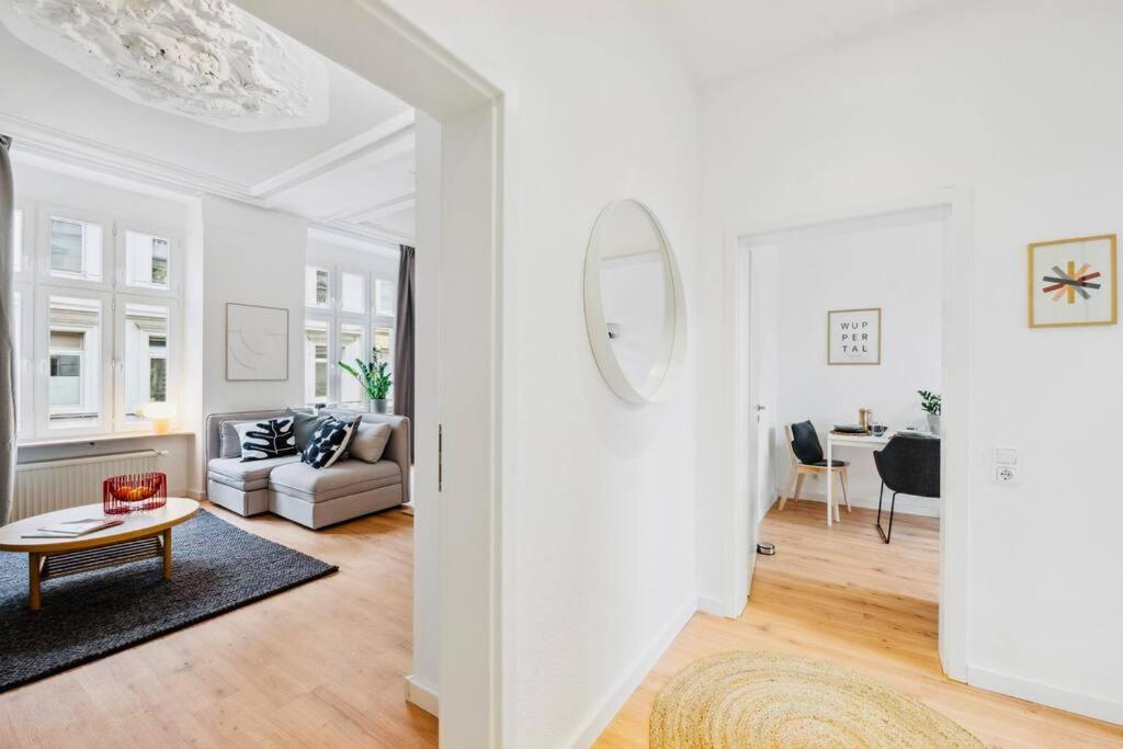Wuppertaler Altbau-Traum Gutenberg - Naehe Dus & Dortmund & Koeln & Essen Apartment Exterior foto